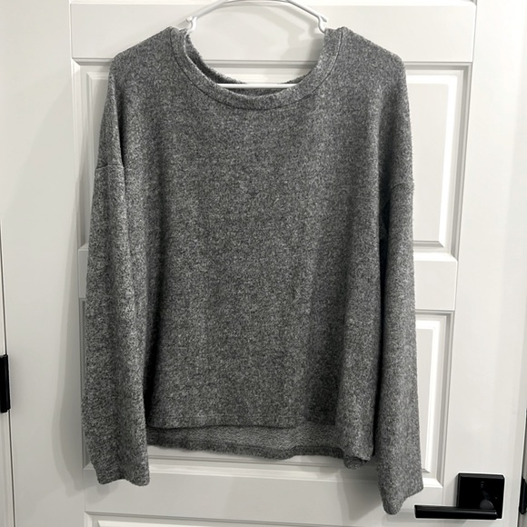 H&M Sweaters - Gray Sweater - Size Large